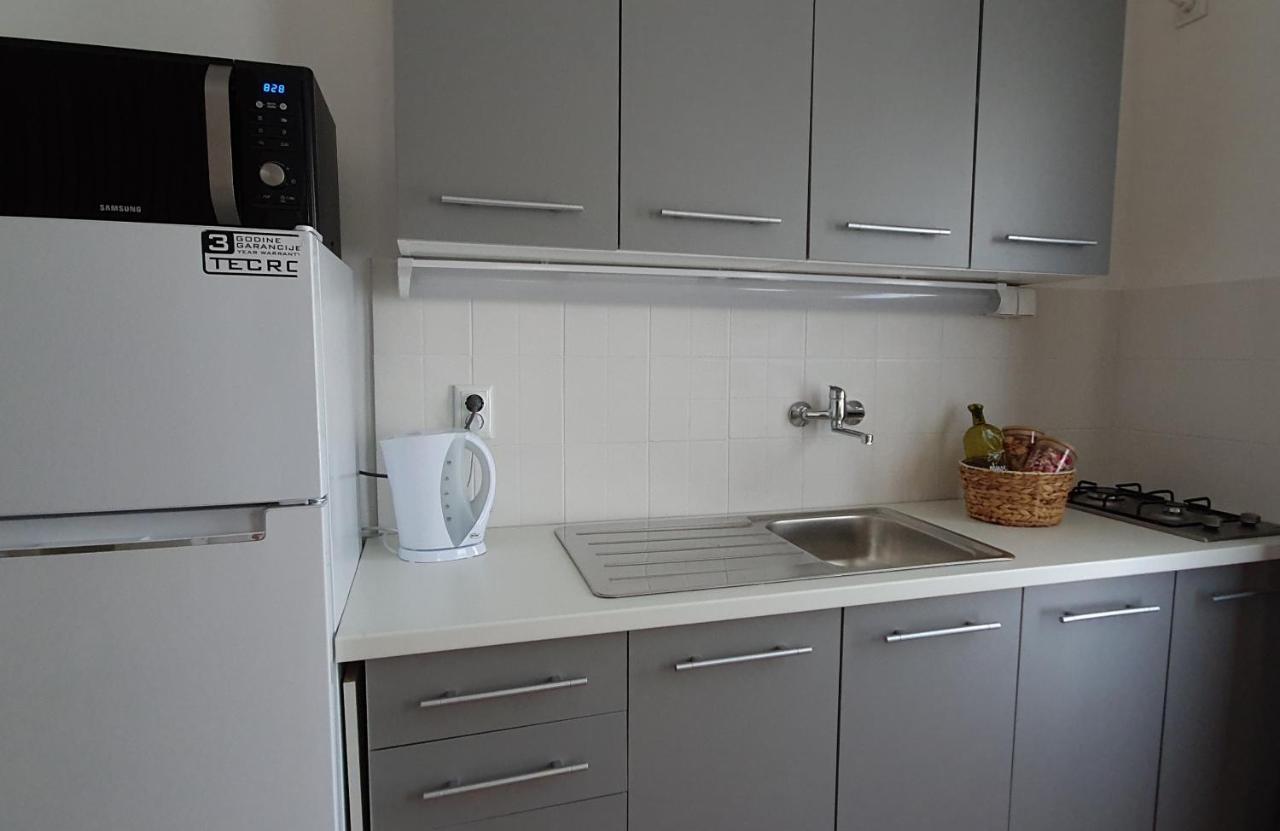Apartmani Masline Jasenice  Exteriör bild